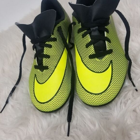 NIKE KLEATS. SIZE 5Y. - Picture 2 of 16